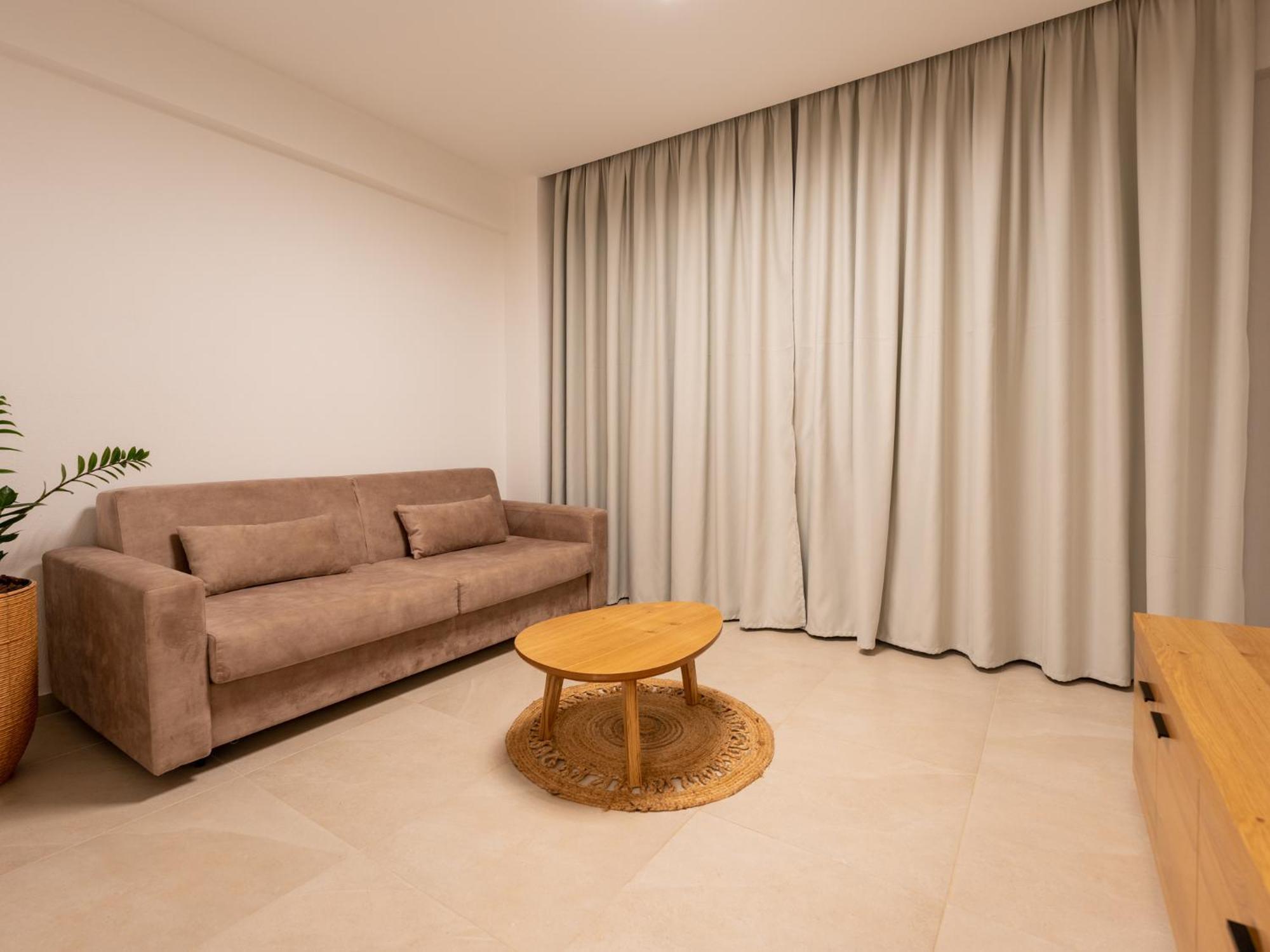 Antony'S Luxury Apartments 尼基季 外观 照片